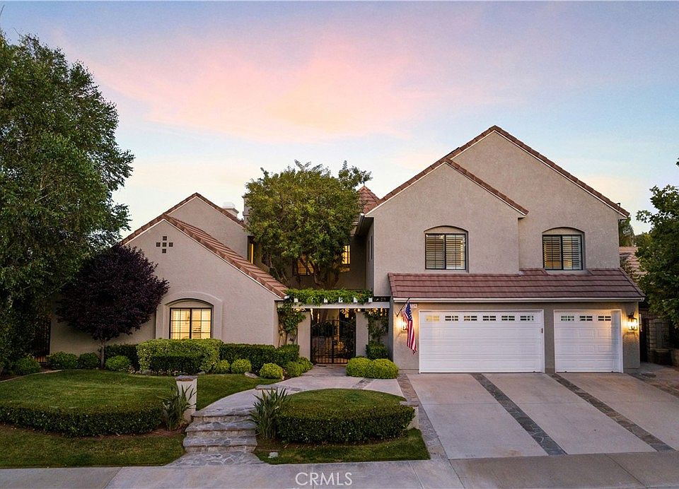1st image of 24324 Mornington Dr