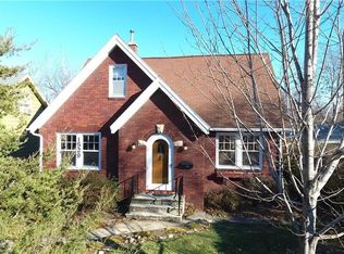 1529 45th St, Des Moines, IA 50311