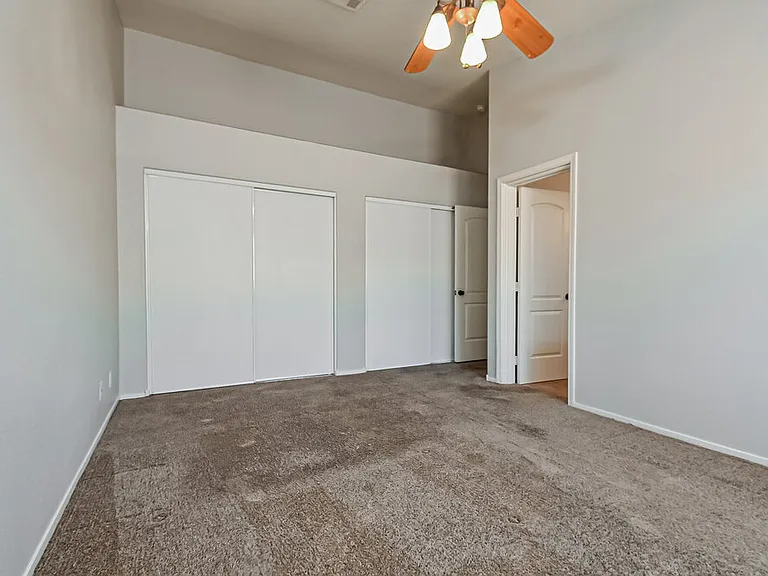 4515 Shannon Jean Ct — Photo 9