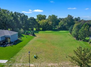 4930 Hawk Hollow Dr E, Bath, MI 48808