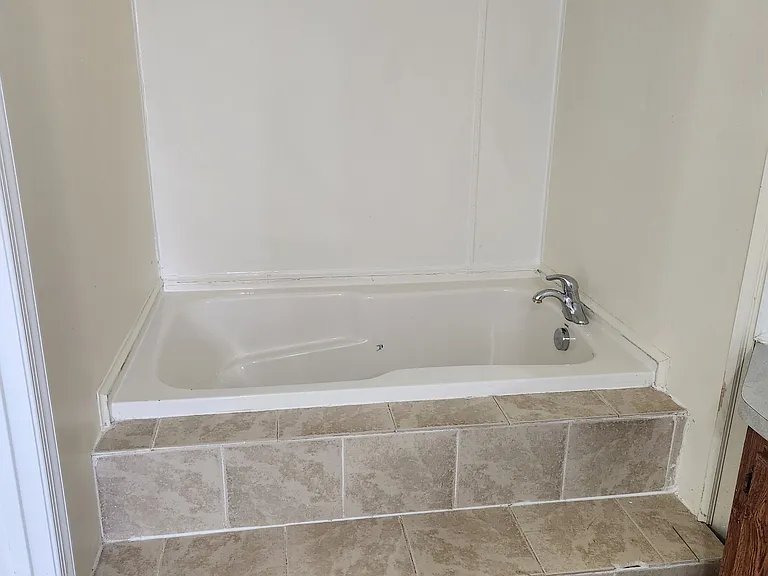 121 Connector Rd — Photo 6