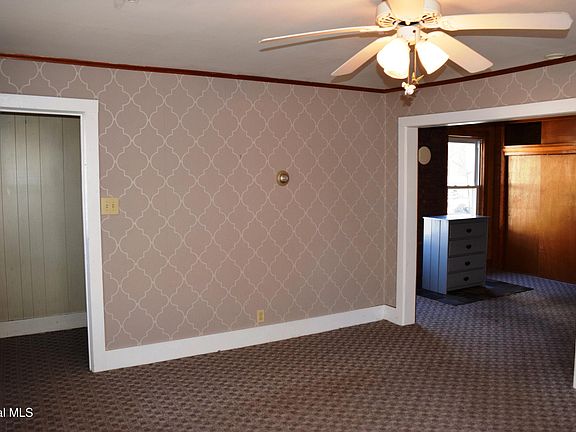 4th image of 79 Boulevard Street