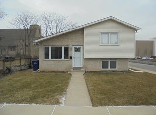 9800 S Artesian Ave, Evergreen Park, IL 60805