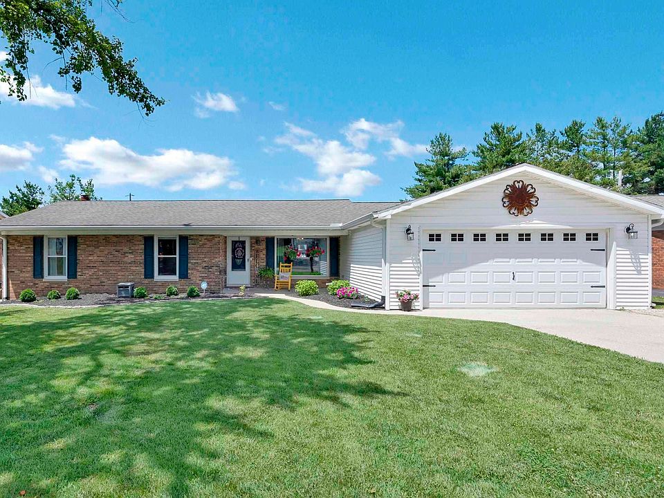 1st image of 1004 Nicholas Dr