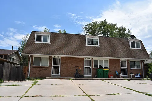 8624 W 62nd Pl Photo 1