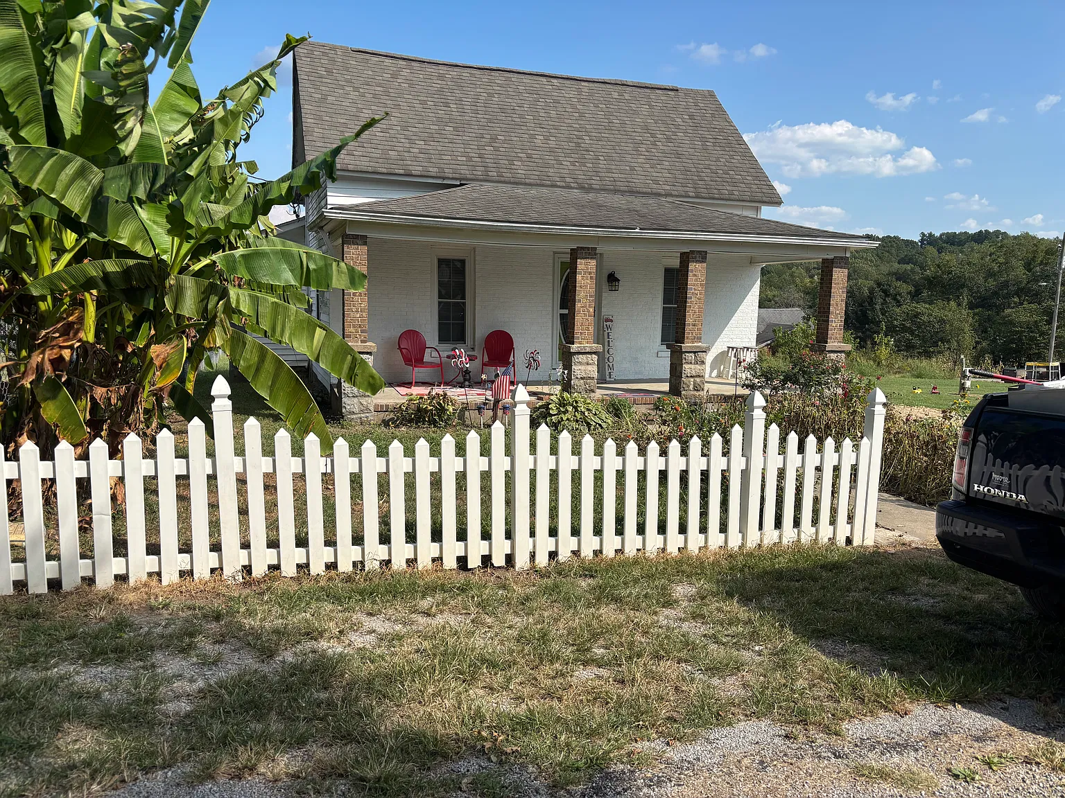 2 bed, 1000 sqft, $900 — Photo 1