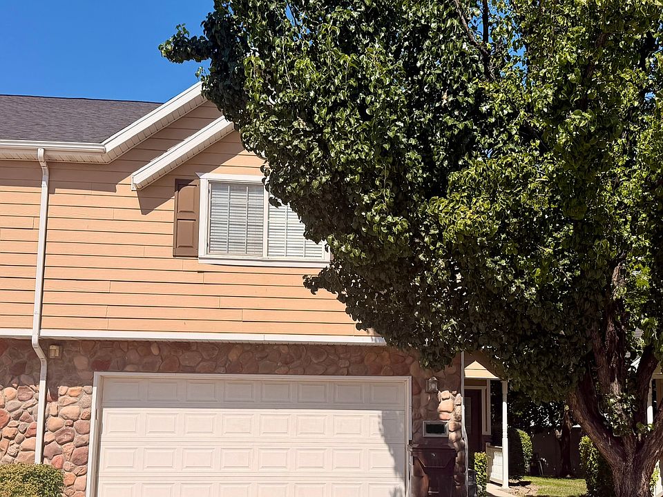 1st image of 561 E Purple Lilac Ln