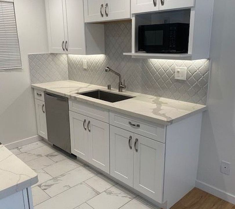 1st image of 536-542 Everett Ave #540