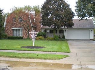 955 Penny St SE, North Canton, OH