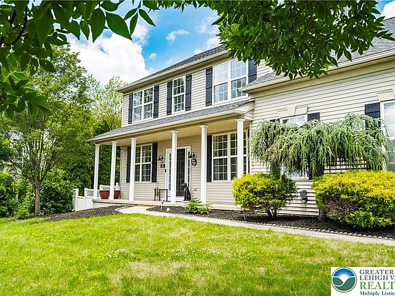 4th image of 2535 Clark Pl