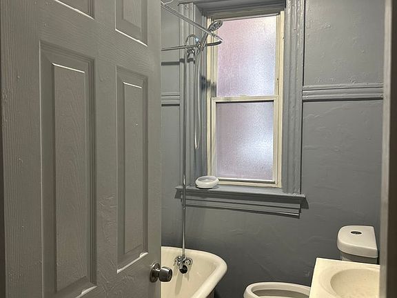 4th image of 3623 Virginia Ave #3625-1F