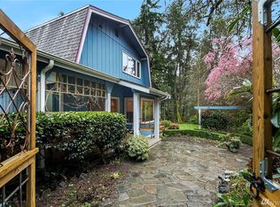 28206 137th Ave SW, Vashon, WA 98070