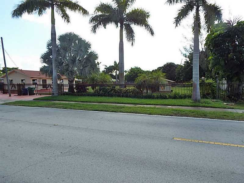1st image of 16005 NW 47th Ave