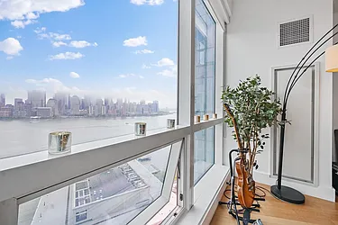 77 Hudson Street, #3204