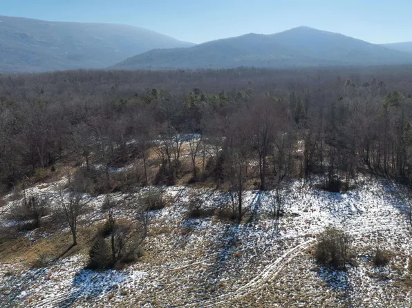 Mill Creek Ln, Stuarts Draft, VA 24477