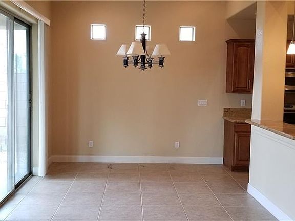 2nd image of 19 Spanish Bay Dr N