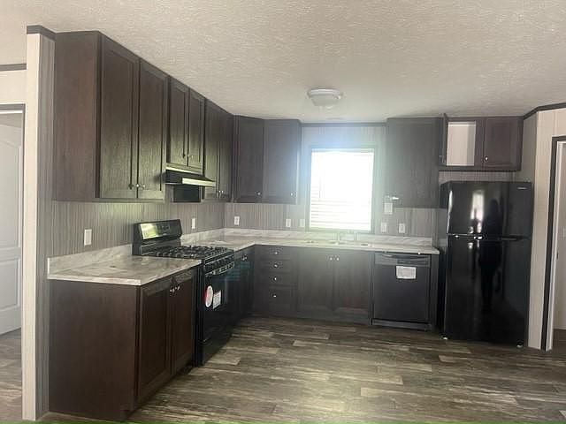 1st image of 486 Blackbird Ln #486