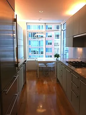 Sold by New York Private Realty Group | media 13