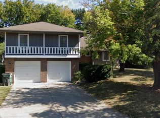 5817 Larsen Ln #5817, Shawnee, KS 66203