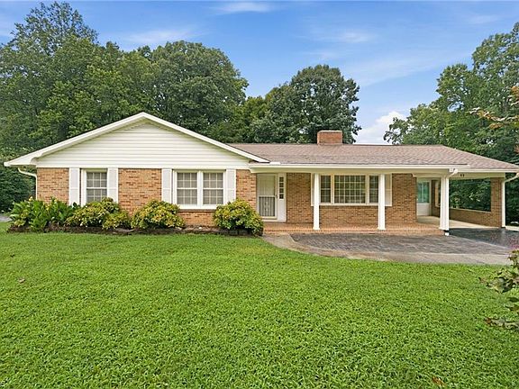 2nd image of 399 Wildwood Ln