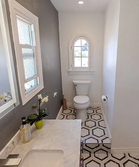 1067 S Sycamore Ave — Photo 39
