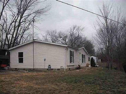 2nd image of 6004 Graf Rd
