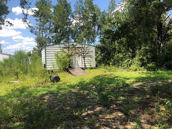 5th image of 525 McPherson Dr