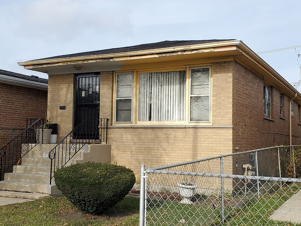 2nd image of 1510 W 74th St