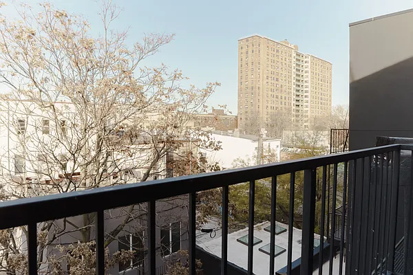 Rented by MySpaceNYC | media 30