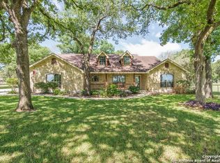189 Rosewood Dr, La Vernia, TX 78121