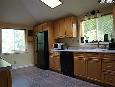 5th image of 14543 Hickox St