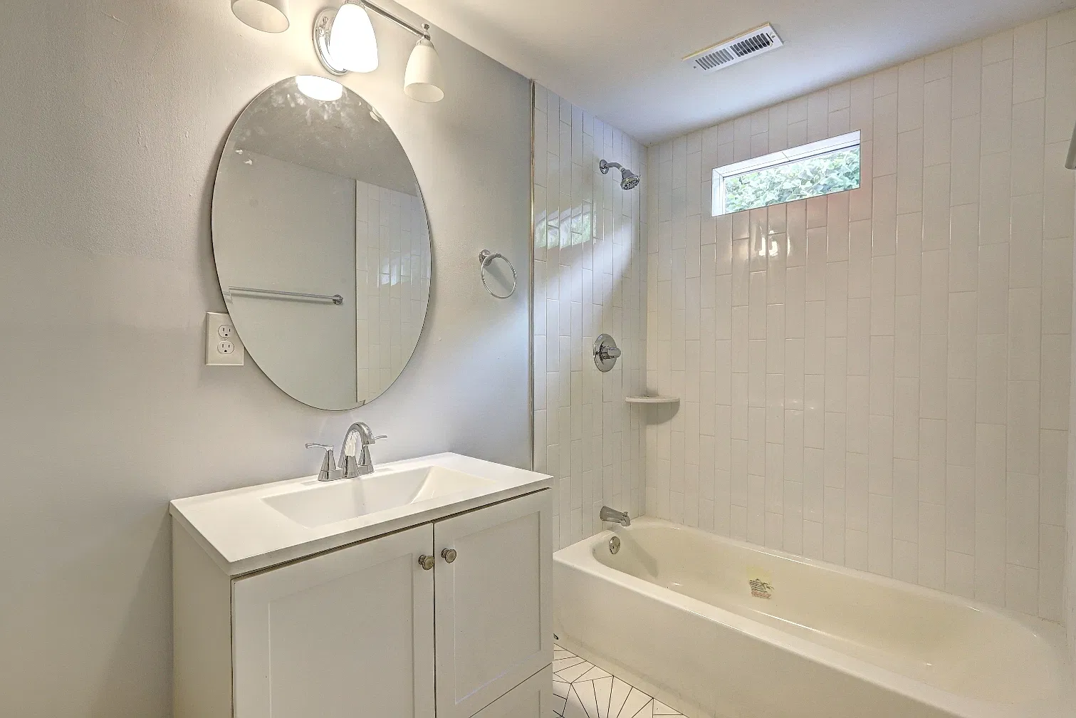 1187 McDaniel Street Southwest - B — Photo 3