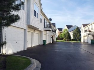 690 Mill Cir UNIT 203, Wheeling, IL 60090
