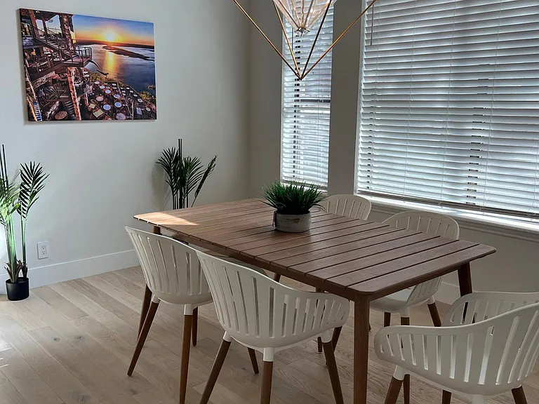 3914 Latimer Dr — Photo 16