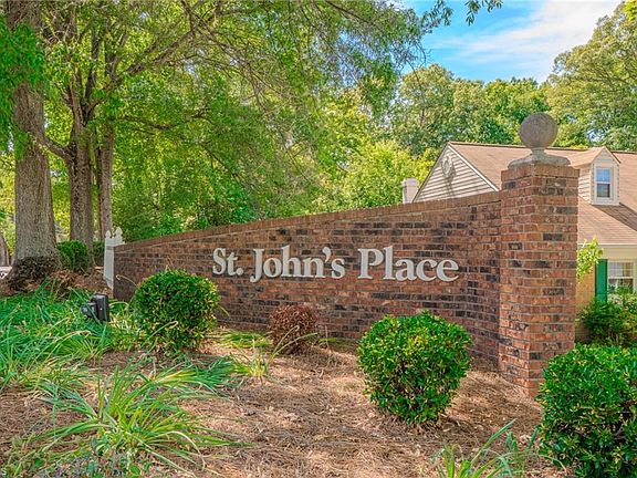 2nd image of 2696 Saint Johns Pl