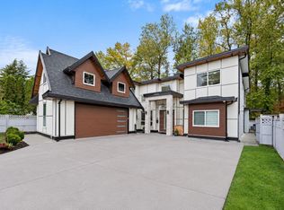 12973 Glengarry Cres, Surrey, BC V3V 1S9