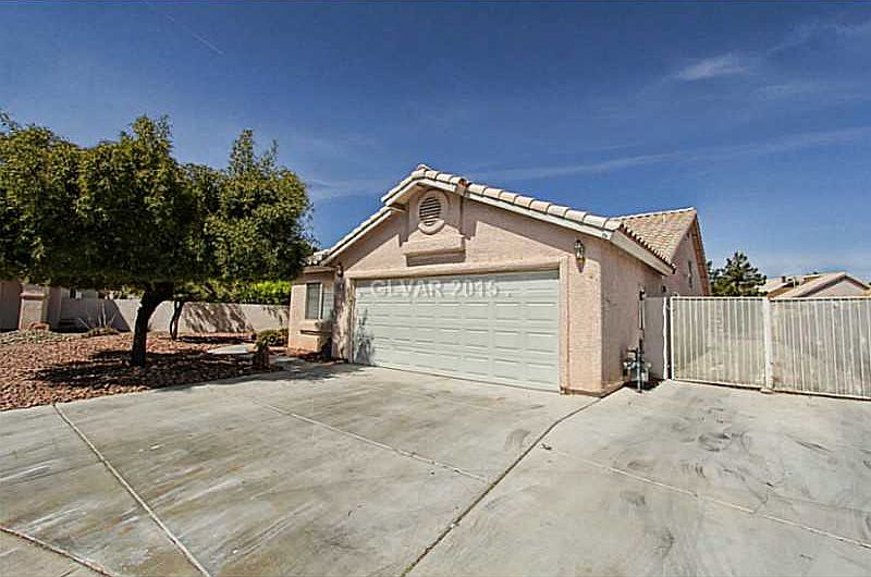 1st image of 7441 Forest Ivy St