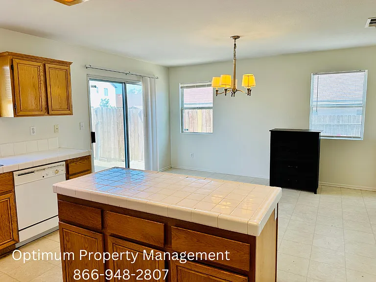 13634 Winewood Rd — Photo 9