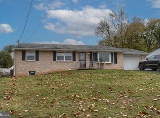 7199 Chambers Hill Rd, Harrisburg, PA 17111