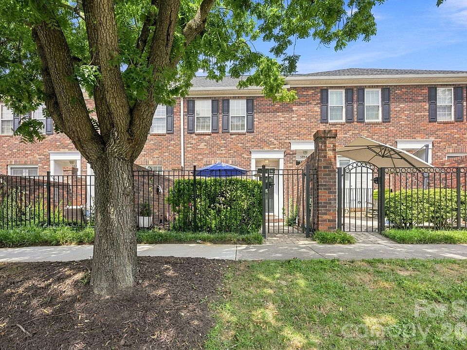 1st image of 5962 Village Dr