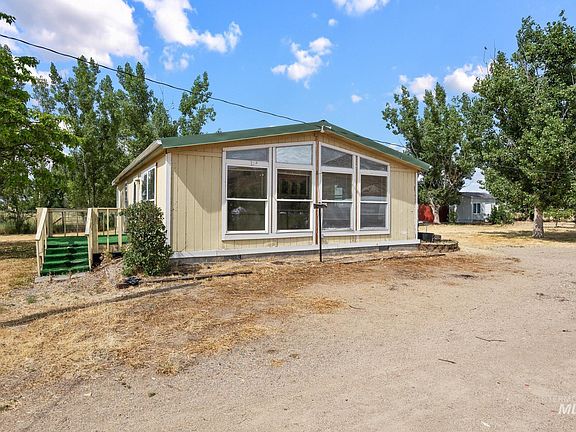 4th image of 3680 Mill Rd