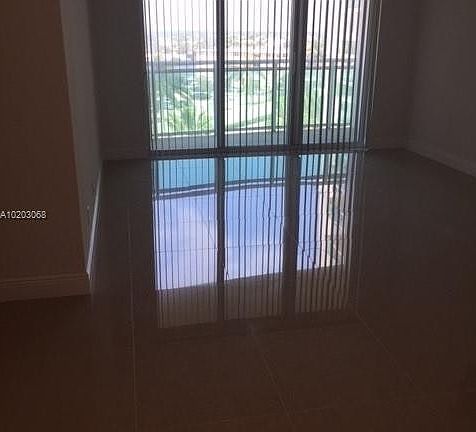 5th image of 3001 N Ocean Dr #631