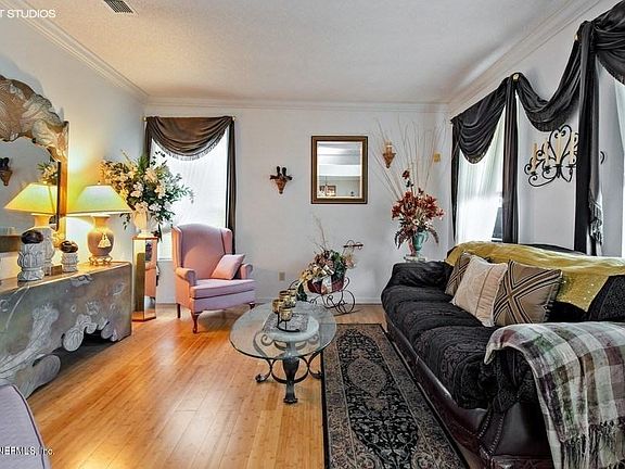 4th image of 2142 Brighton Bay Trl W