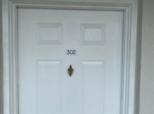 3500 Whitehall Dr APT 302, West Palm Beach, FL 33401