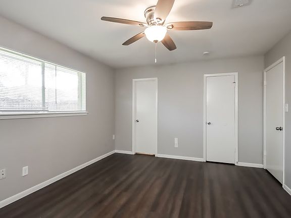 4th image of 43931 N 71st Ln