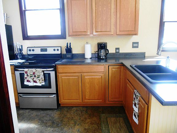 Appliances included
