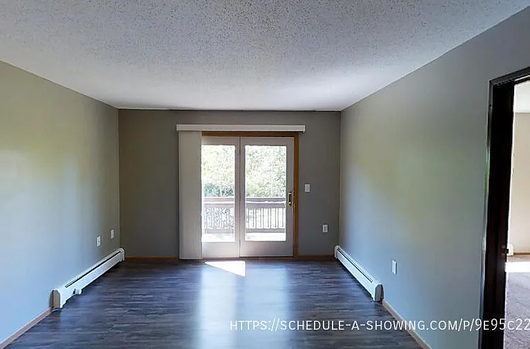 2445 Werner St #6 — Photo 4