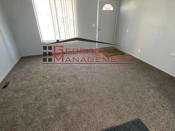 2nd image of 3230 Montana Ave