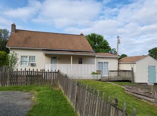 999 W Market St, Perkasie, PA 18944