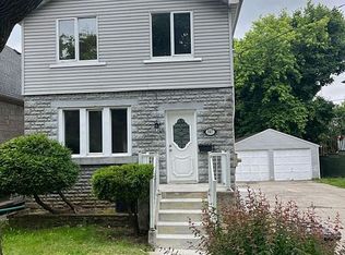 547 Glencairn Ave, Toronto, ON M6B 1Z3